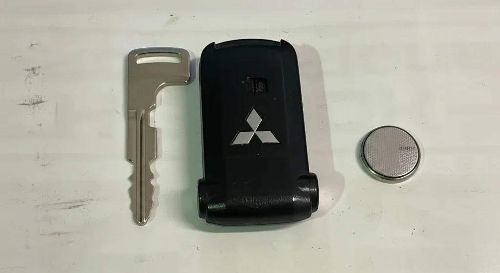 How to Change a Car Key Battery in a Mitsubishi – Sharjah Guide